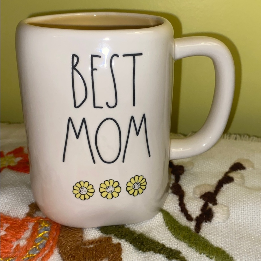 Rae Dunn Mug Cup „ Best Mom“ - Picture 1 of 5